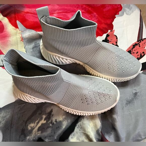 Grey Stretch Sock Boot Size 5 US. Brand New. - Picture 2 of 6